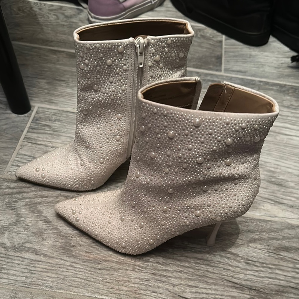 INC International Concepts White Ankle Boots Versatile Style